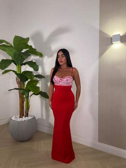 Dress Happy