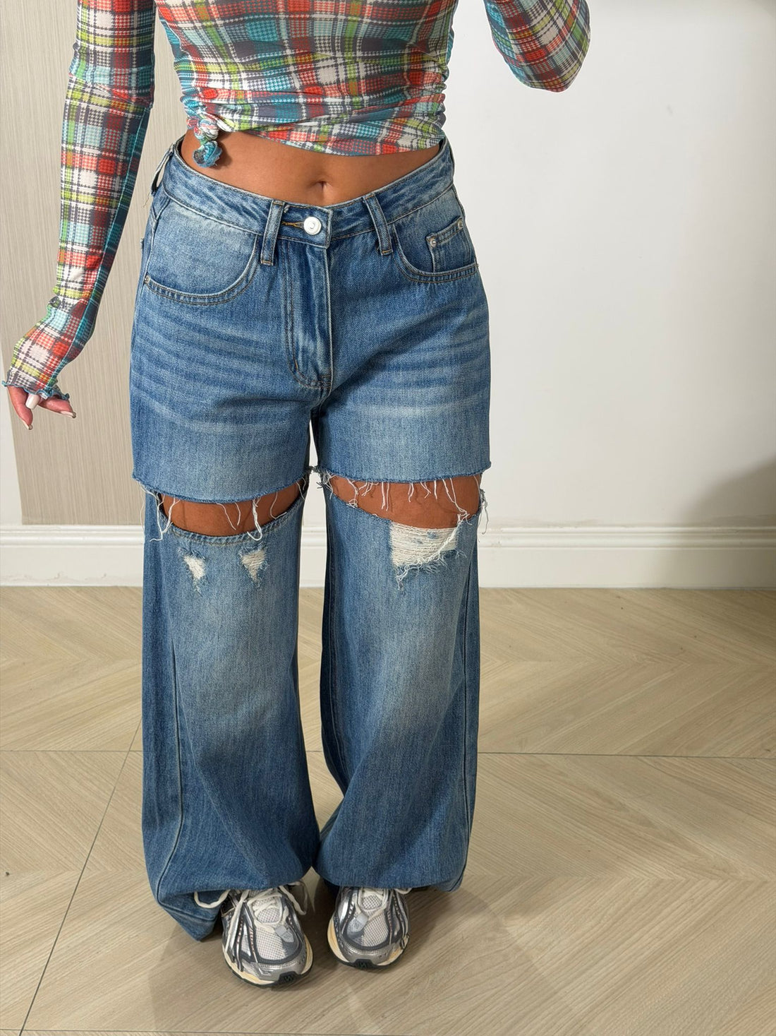 Jeans Broken