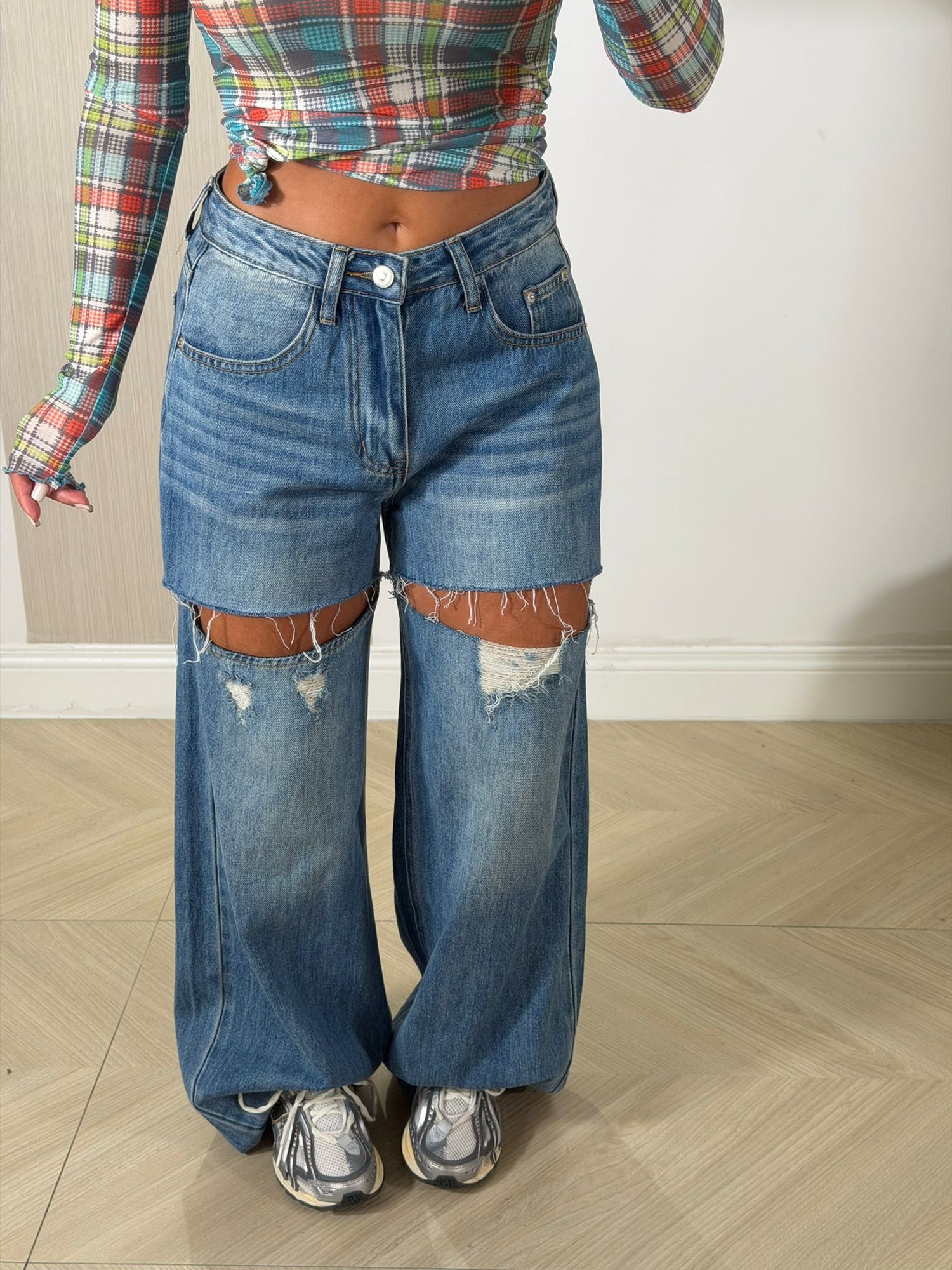 Jeans Broken