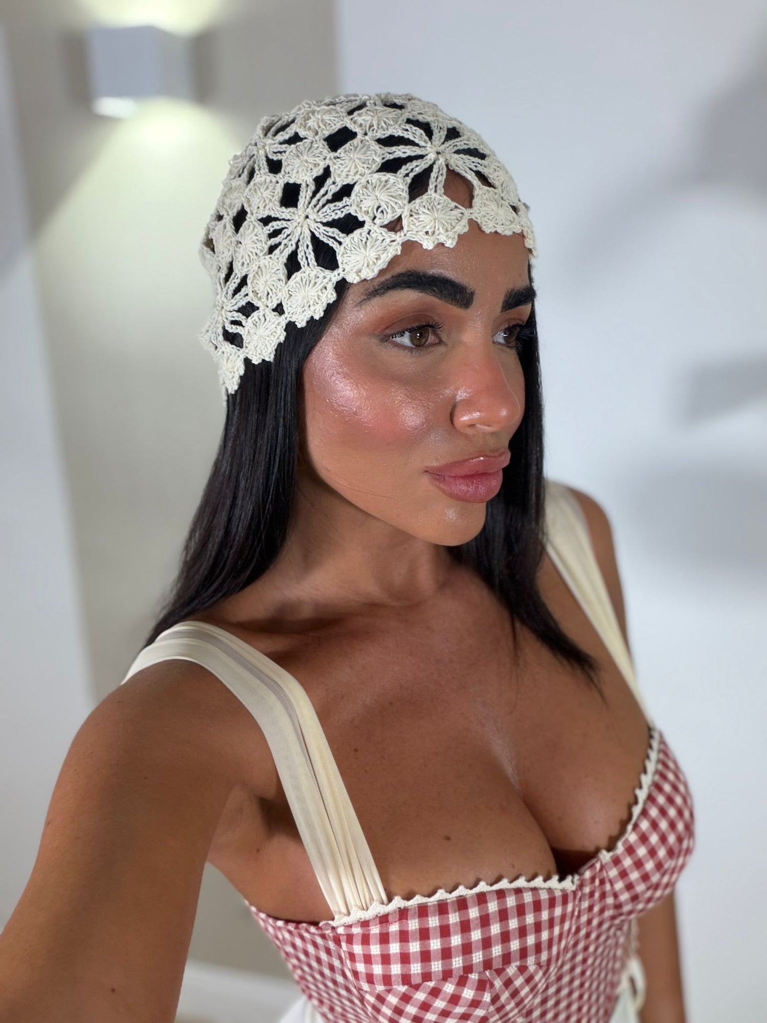 Cappello filo ricamato