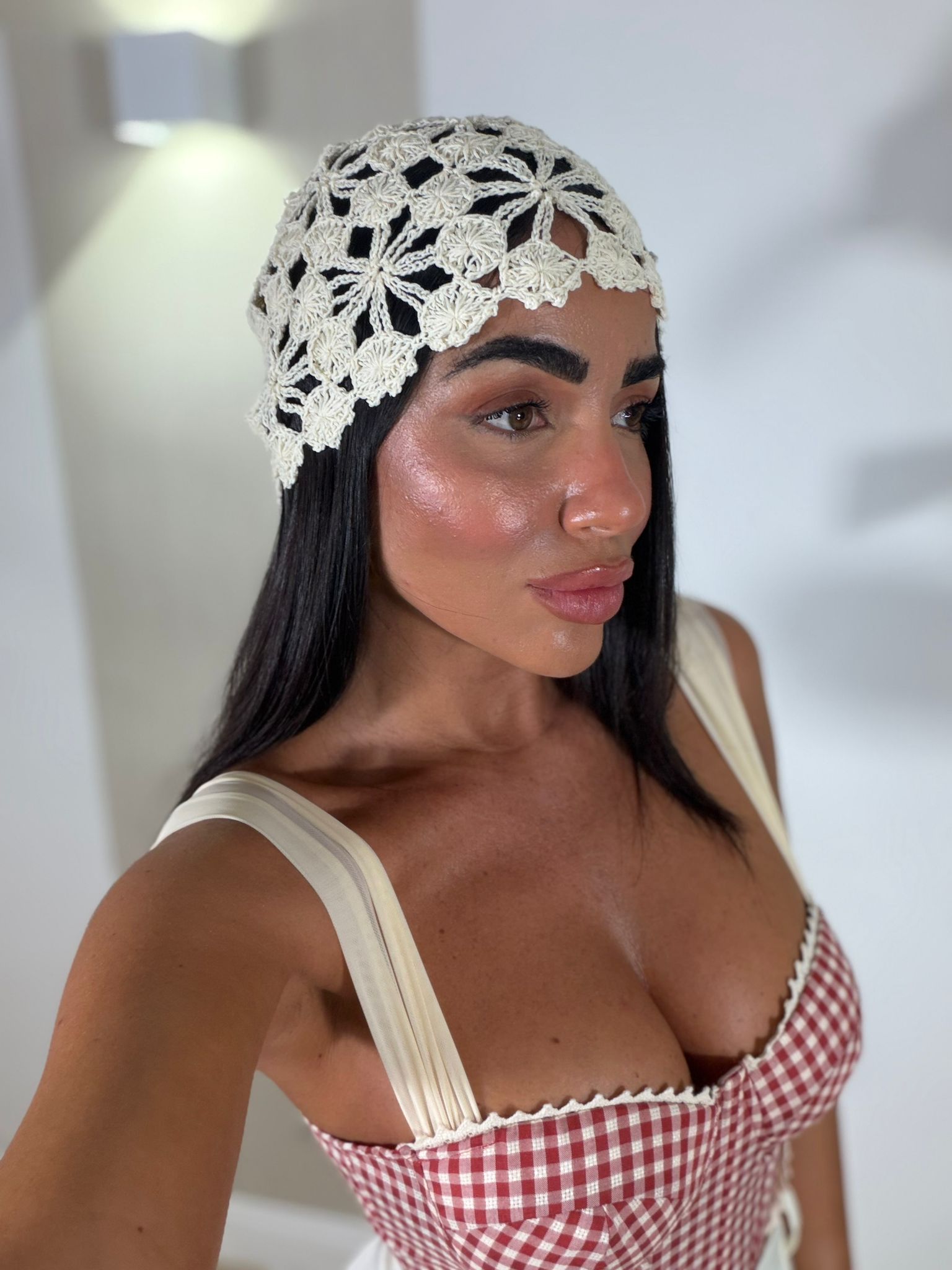 Cappello filo ricamato