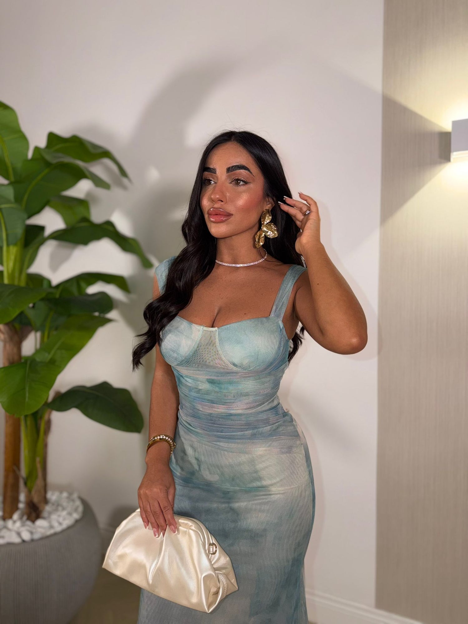Dress Collision