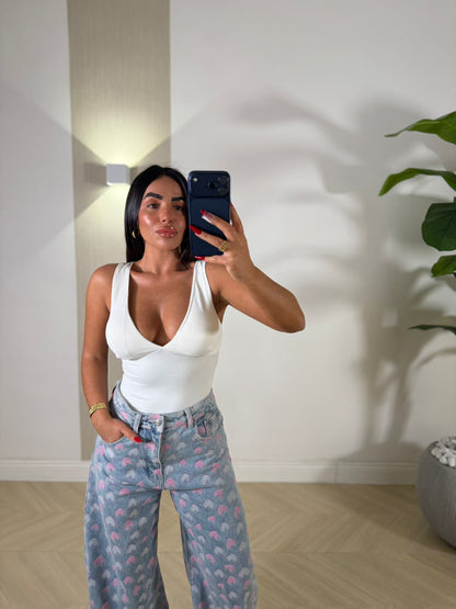 Body Ashlyn