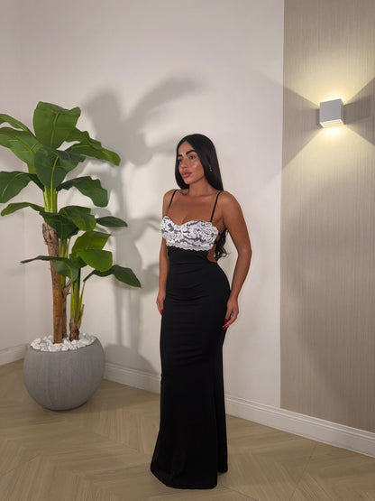 Dress Happy