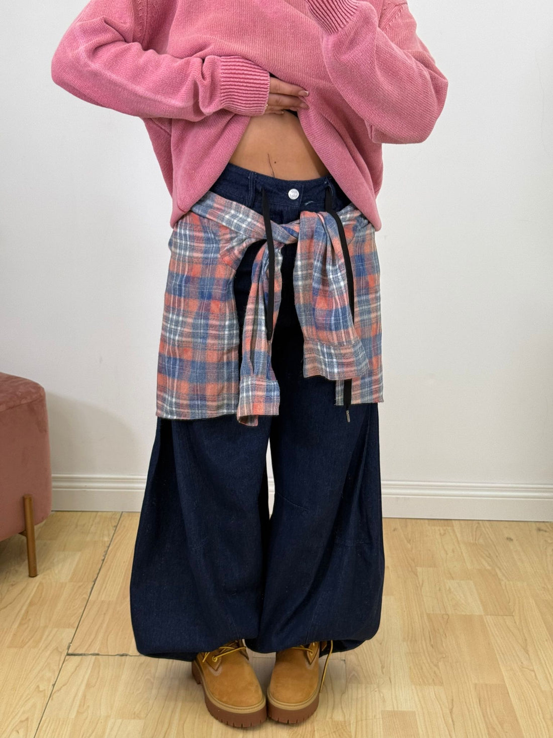 Jeans Con Camicia in vita