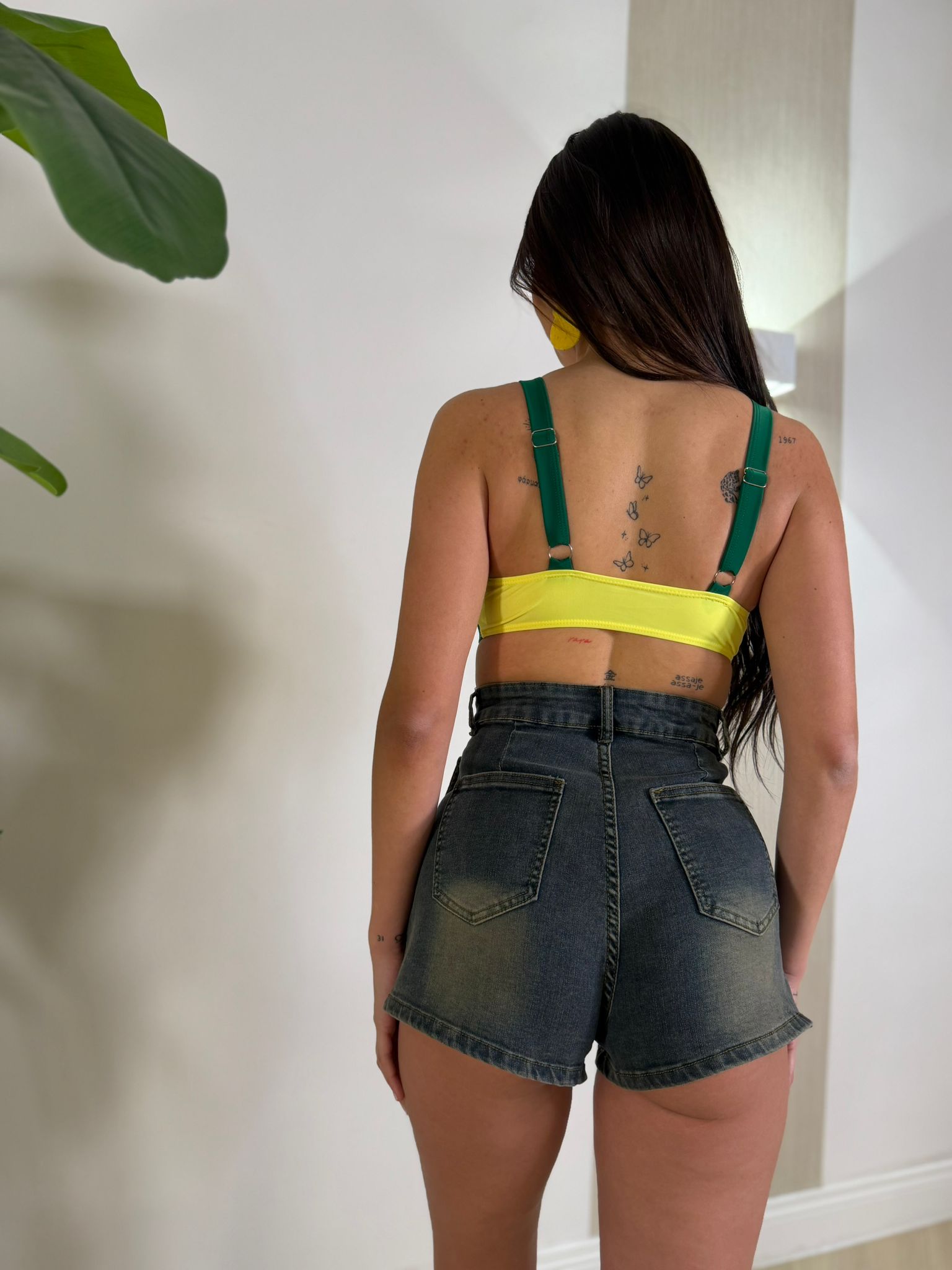 Shorts Strong